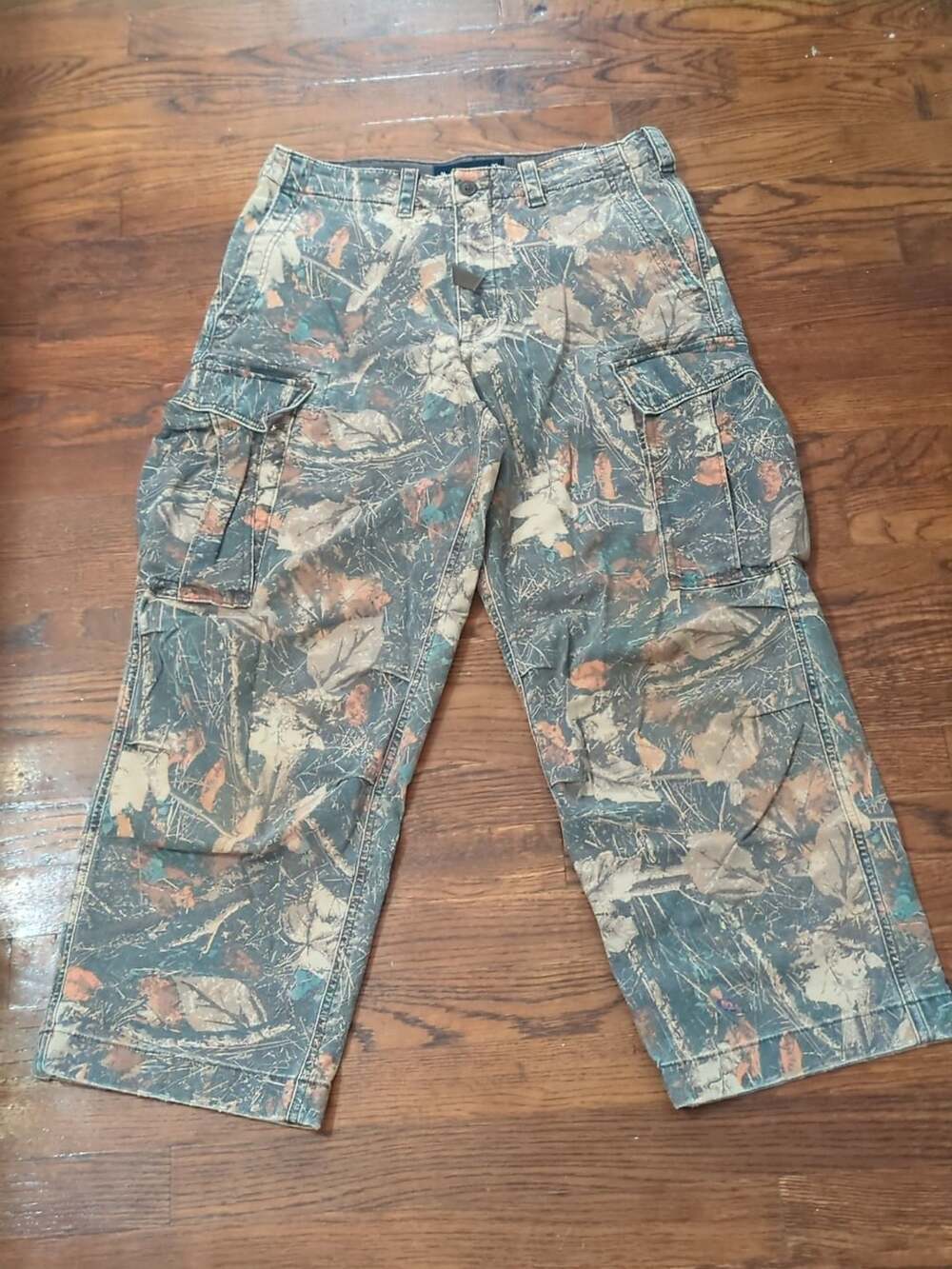 Abercrombie & Fitch Baggy Camo Cargo Pants Size 30w 28l Leaf Print
